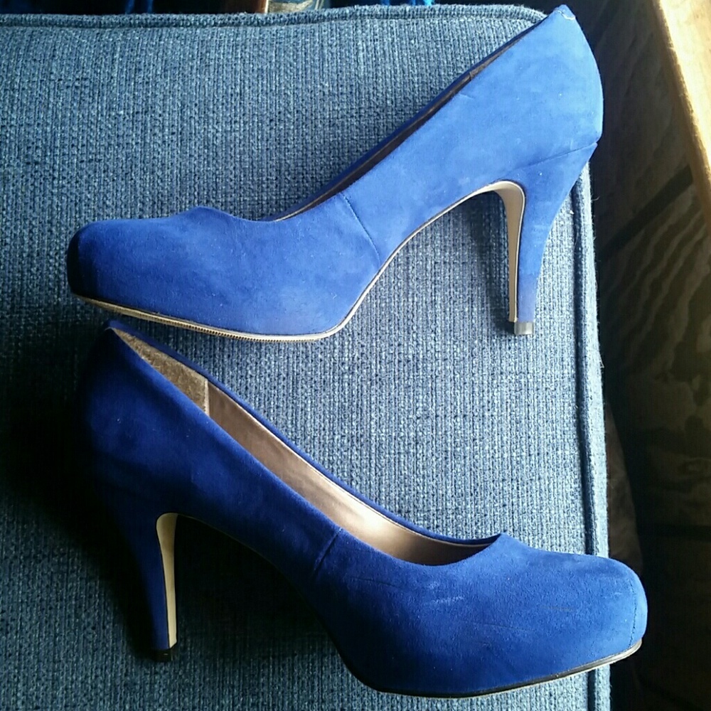 Blue fabric heels